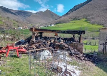 Quema la panera de Regla de Cibea, de 1651: «Es un empobrecimiento más de nuestro patrimonio etnográfico»