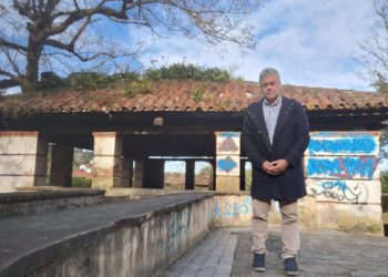 Solicitan, de nuevo, la restauración de la fuente de Isabel II, ubicada en Cabueñes