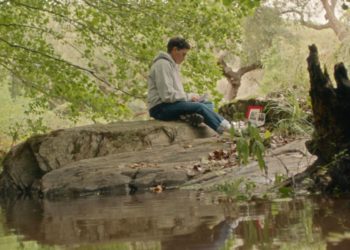 “Lilies Not for Me” y “Ciao Bambina”, ganadoras del X Festival de Cine LGTBI del Centro Niemeyer