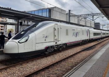 RENFE amplía en más de 4.500 plazas sus servicios entre Asturias y Madrid durante esta Semana Santa