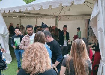 Un Sidracrucis «épico» lleva la ‘folixa’ a las sidrerías de Laviana, La Pola… Y, por supuesto, Gijón