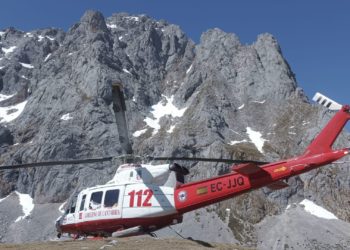 Dos alpinistas pierden la vida en los Picos de Europa tras precipitarse desde el Espolón de los Franceses