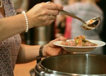 Servicios Sociales aprueba una subvención de 621.300 euros para la Cocina Económica, y de 1,2 millones para ayudas energéticas