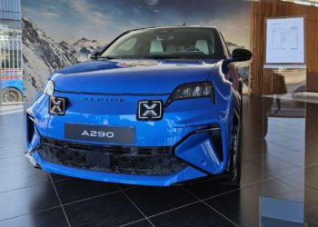 «Un R5 con esteroides»: así es el A290, el nuevo caballo de batalla (eléctrico, cómo no) de Alpine