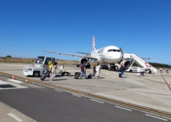 El Aeropuerto de Asturias elimina su servicio de ambulancia pese a las críticas de UGT