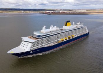 El crucero ‘Spirit of Adventure’ atraca este lunes en El Musel