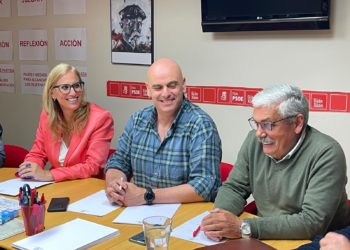 ‘Floro’ abandona la primera línea política