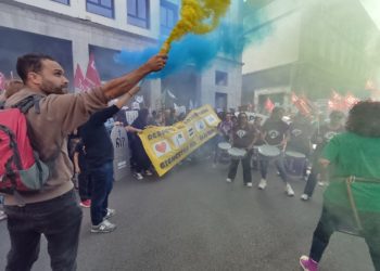Los docentes asturianos amenazan con intensificar las movilizaciones: «Esto es solo una pequeña muestra de lo que puede pasar»