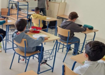 CSIF mantiene la huelga indefinida en la educación pública asturiana ante la falta de acuerdo con Educación