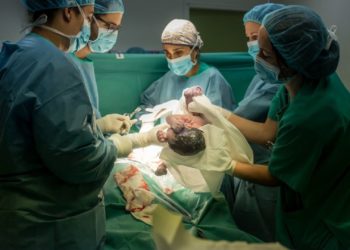 Salud reitera su confianza en poder pagar «en breve» a las matronas de Cabueñes las guardias pendientes