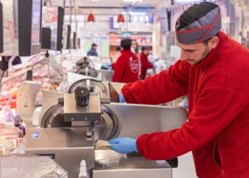 Cuatro tiendas en Gijón, entre las afectadas por los más de 700 despidos anunciados por Alcampo