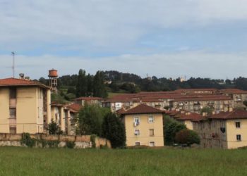 «Es una chapuza», concluyen los vecinos de Portuarios sobre las obras para reparar las fachadas degradadas 