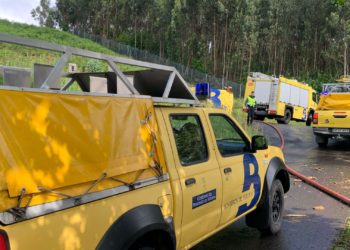 Un avión en apuros, 104 pasajeros, un aterrizaje que acaba en tragedia… Así fue el simulacro del SEPA en Naveces