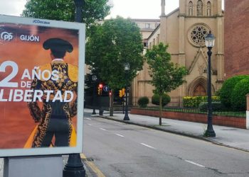 «Dos años de libertad», el comentado mensaje con el que el PP celebra su papel en el regreso de los toros a Gijón