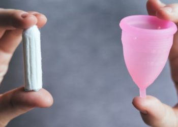 IU plantea instalar en edificios municipales de Gijón dispensadores gratuitos de productos menstruales