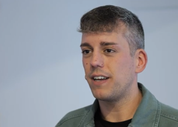 De la Fuente sobre ‘Terranautas’: «Recoge inquietudes por reivindicar y cuestionar ideas ya muy asumidas como sociedad que hay que replantearse»