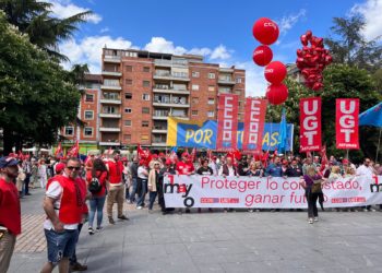 CCOO y UGT se movilizan en Mieres por el 1 de mayo con el recuerdo a los mineros fallecidos en Cerredo