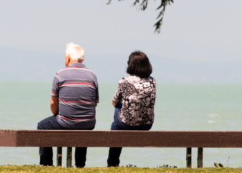 Vuelven a tumbar el complemento de pensión por brecha de género: sigue discriminando a los hombres