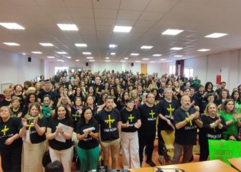 «Esto no es ni por la hora, ni por dinero», claman los directivos docentes que dimitieron en masa