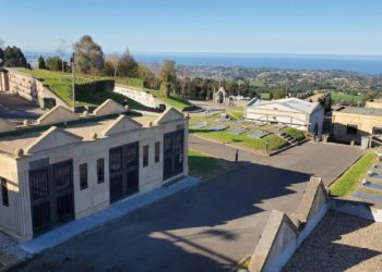 Cementerios de Gijón rechaza congelar las tasas, que subirán un 2% de cara a 2026