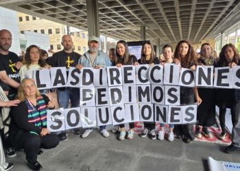 La amenaza se cumple: casi un centenar de directores de centros educativos asturianos dimite en bloque