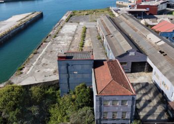 El ultimátum de Gijón al Puerto, a punto de cumplirse: si en dos días no cede la franja de Naval Gijón, irán a juicio