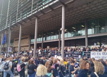 Los sindicatos acusan al Gobierno de querer alargar el conflicto educativo: «Quieren que la huelga fracase»