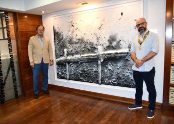 Cambio de presidencia en el Club Rotario de Gijón: el artista Marcos Tamargo releva el cargo