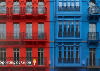 El Oviedo se acuerda de todos sus rivales en un alabado vídeo por su ascenso… Y algunos jugadores, de Gijón y Miranda con insultos