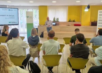 Emprendedores del mundo… ¡En Asturias este verano os vais de campamento!