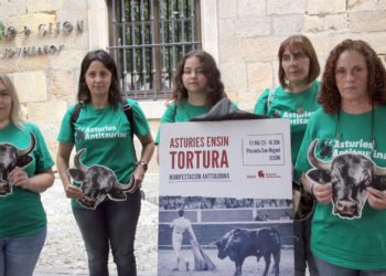 El movimiento antitaurino se echará a la calle el 17 de agosto contra la Feria de Begoña: «¡Asturies ensin tortura!»