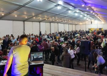 Pulpo, marisco, el imprescindible ‘bollu’… En Llantones saben cómo disfrutar de una buena ‘folixa’, y están a punto de demostrarlo