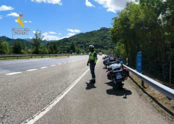 Un conductor de camión fugado después de un accidente en Olloniego es localizado en Burgos