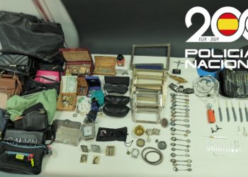 Detenidos «in fraganti» en Oviedo tres miembros de una banda especializada en robos en trasteros