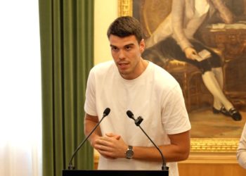 El Círculo arranca la campaña d’abonaos pa Segunda FEB col regresu de Javi Menéndez como gran atractivu