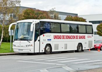 La unidad móvil de donaciones de sangre de Cruz Roja recorrerá Gijón (y Asturias)