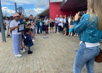 “Es más fácil drogar a un niño que tratarlo con dignidad”: la falta de atención adaptada al autismo se hace visible en el HUCA