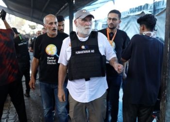 El chef José Andrés se vuelca con su ONG: «Gaza está al borde del hambre»