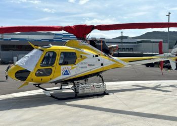 Alianza cantábrica contra el fuego: el País Vasco ofrece su helicóptero antincendios para apoyar las labores en Asturias
