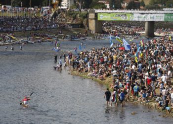 Fin de semana grande en Asturias: Piraguas, Xiringüelu y un gran despliegue de seguridad