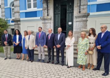 Barbón defiende la acogida de menores migrantes y recuerda la historia migratoria de Asturias