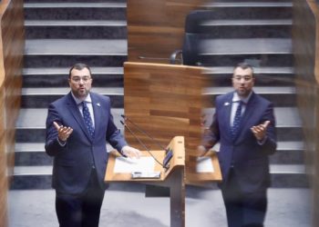 Barbón propone que la universidad sea gratuita en todos los cursos a partir de 2026