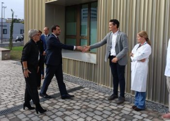 Nuevo Roces ya presume de su flamante consultorio periférico, que entrará en servicio mañana lunes