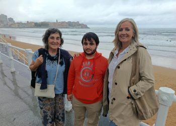 El apoyo a estudiantes de la Fundación Sara López Falcón: «Sé que si tengo algún problema puedo contar con ellos»