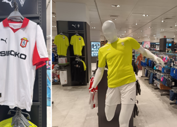 La fugaz aparición de la tercera equipación del Sporting: blanca y con el primer escudo de la entidad