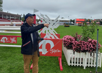 «Nuestro éxito es el equipazo humano»: Salvador Gómez celebra sus 40 años en el Patronato Deportivo Municipal
