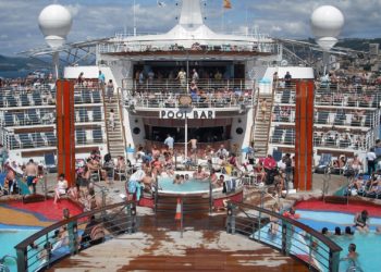 ‘Independencia’ y ‘Preciosa’, atributos náuticos de la pareja de cruceros que visita Gijón esta semana