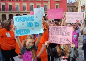 Las charangas aceptan la propuesta de Divertia, pero seguirán reclamando sus zonas de ensayo tradicionales