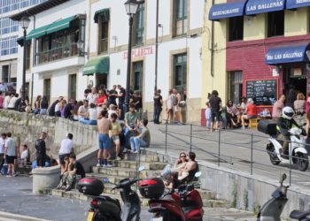 “El proyecto se hará, aunque más lento”: los vecinos de Cimavilla piden que se mantenga la prioridad de las inversiones