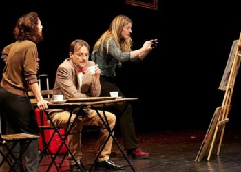 Ochobre ye lliterariu en Xixón: el ciclu Ente Fueyes trai música, poesía, talleres y teatru